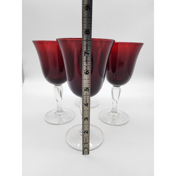 Luminarc Red Wine Glasses Goblets Casual Settings Set of 4 10.25 oz NIB USA - Picture 9 of 13